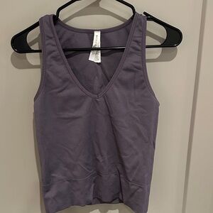 Athleta V-Neck Performance Tank in Dusty Purple